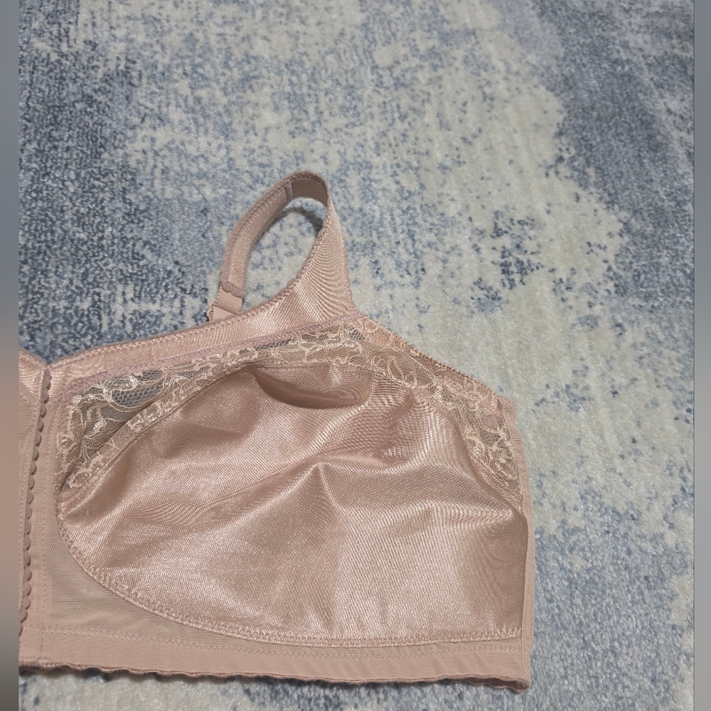 GLAMORISE Comfort Lace Front-Close Full-Coverage Women's Bra in Nude. Size 52DD. - Picture 5 of 11